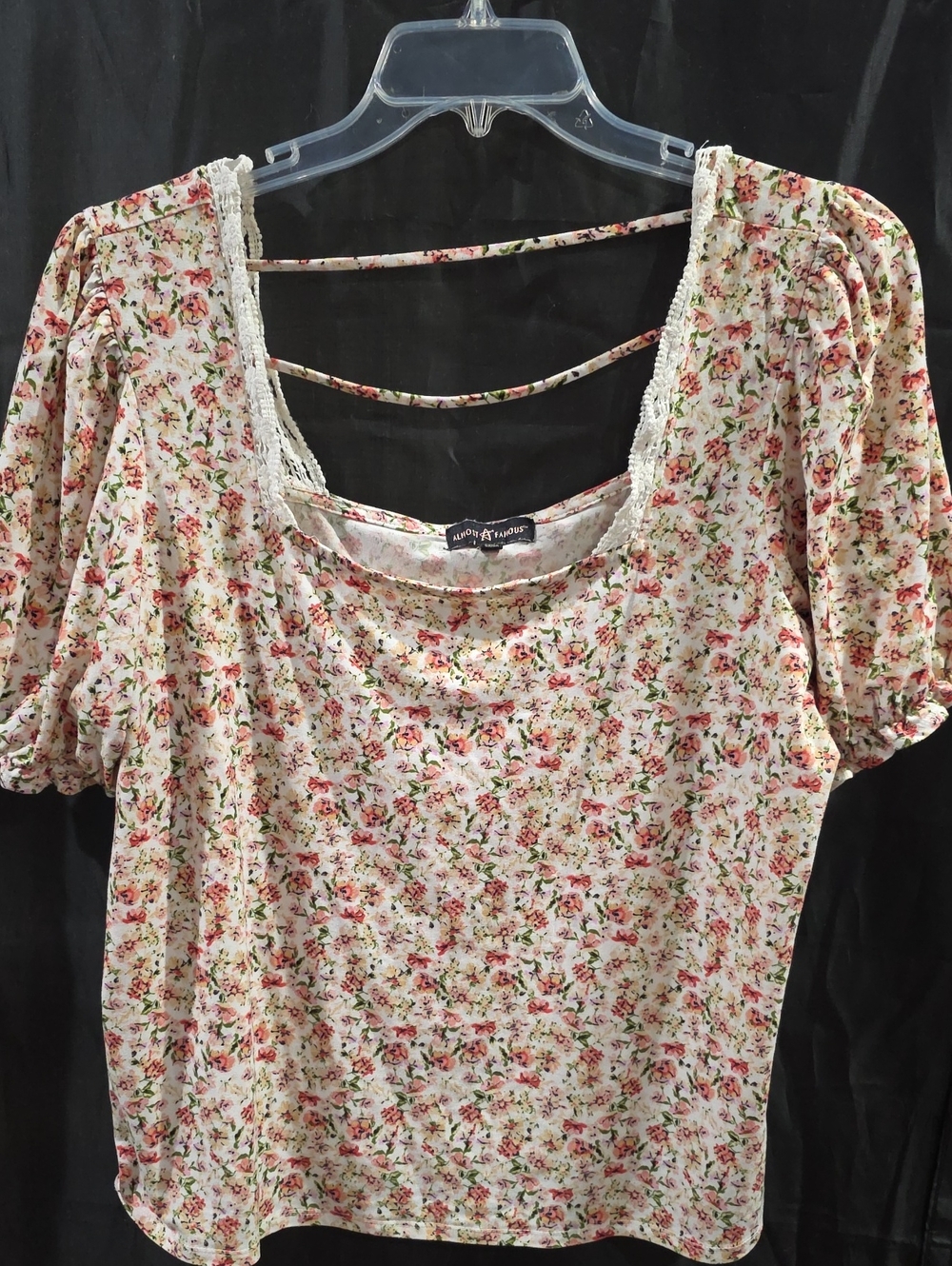 Almost Famous Cream Pink Floral Scoop-Neck Short Sleeve Top